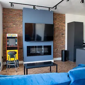 Withnell - Five Apartment