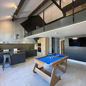 The Luxury Penthouse By Sasco Apartment